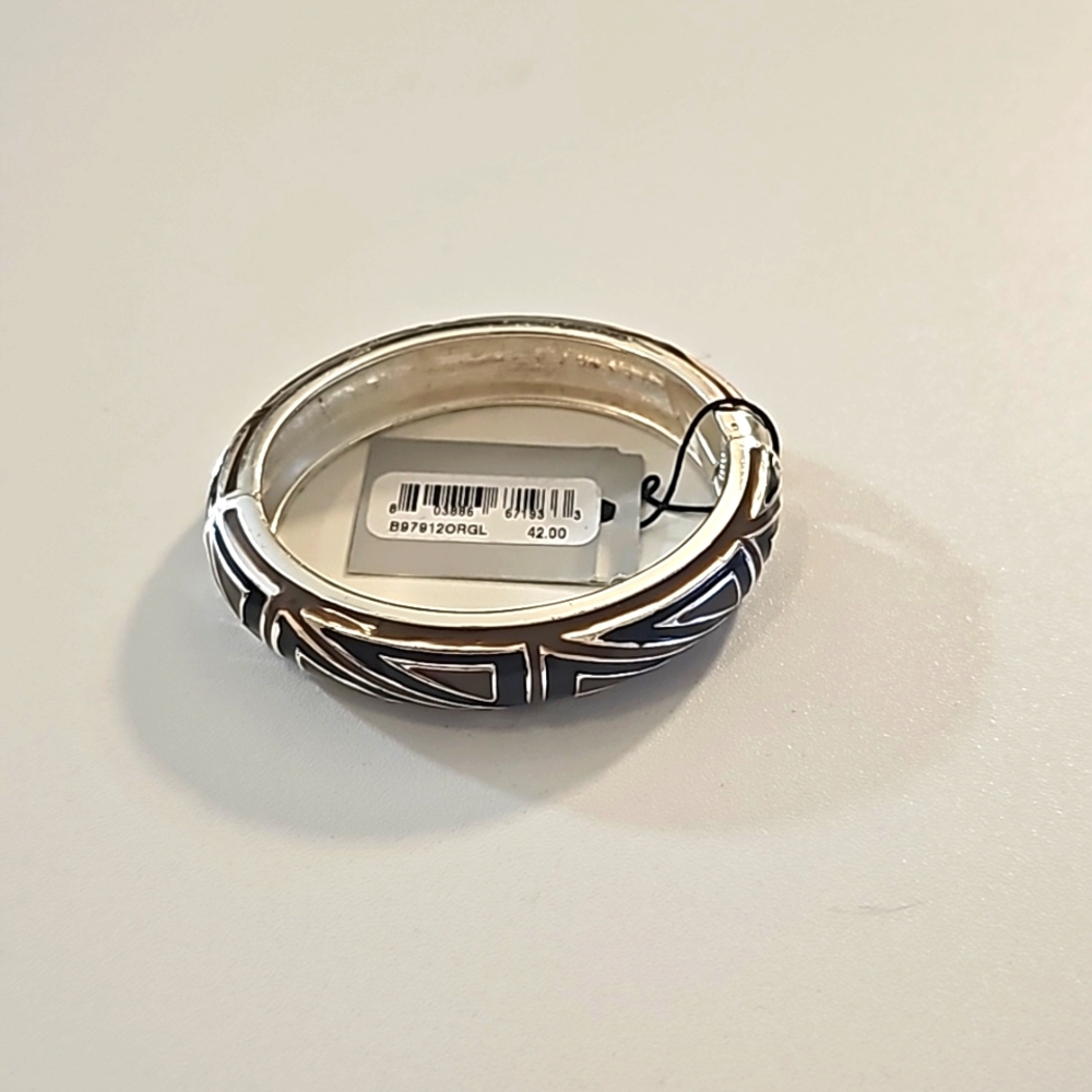 Vintage Gold Tone Sequin Enamel Oval Cuff Clamper Bracelet.